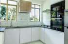 3 Bed Apartment with En Suite in Lavington - 4