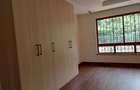5 Bed House with En Suite at Kyuna - 10