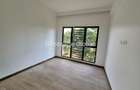 2 Bed Apartment with En Suite in Rosslyn - 3