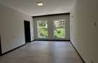 3 Bed Apartment with En Suite at Riverside Drive - 12