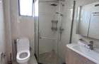 4 Bed Apartment with En Suite at Riverside Drive - 14