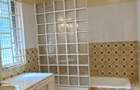 4 Bed House with En Suite in Rosslyn - 15