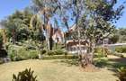 1 Bed House with En Suite in Lavington - 11