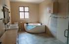 6 Bed House with En Suite in Kitisuru - 10