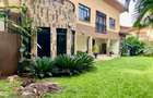 5 Bed Villa with En Suite in Kyuna - 1