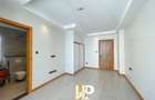 4 Bed Apartment with En Suite in Spring Valley - 10