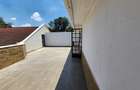 5 Bed Townhouse with En Suite in Lavington - 7