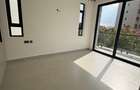 2 Bed Apartment with En Suite in Brookside - 6