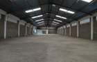 10,500 ft² Warehouse with Parking in Industrial Area - 3