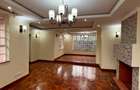 5 Bed Townhouse with En Suite in Lavington - 2