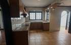 4 Bed Townhouse with En Suite at Riverside Drive - 5
