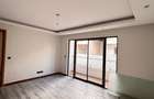 6 Bed Townhouse with En Suite in Lavington - 13