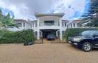 5 Bed House with En Suite in Westlands Area - 1