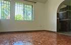 5 Bed House with En Suite in Nyari - 5