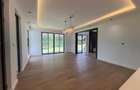 5 Bed Villa with En Suite in Karen Hardy - 3