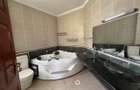 5 Bed Townhouse with En Suite in Lavington - 13