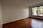 5 Bed Townhouse with En Suite at Kaputei Gardens - 7
