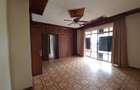 5 Bed House with En Suite in Runda - 19