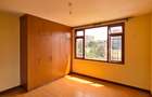 3 Bed Apartment with En Suite at Riverside Drive - 12