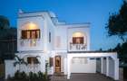 4 Bed Townhouse with En Suite in Nyali Area - 1