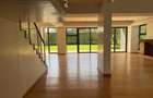 4 Bed Townhouse with En Suite in Ridgeways - 9