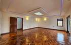 5 Bed Villa with En Suite in Runda - 13
