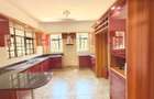 5 Bed Townhouse with En Suite in Kitisuru - 12