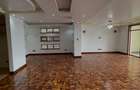 3 Bed Apartment with En Suite at Othaya Road - 1