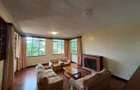 4 Bed House with En Suite in Nyari - 2