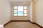 3 Bed Apartment with En Suite at City Park Drive - 12