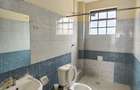 3 Bed Apartment with En Suite at Parklands - 8
