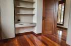 4 Bed Villa with En Suite in Runda - 15