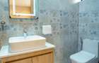 Serviced 2 Bed Apartment with En Suite at 6Th Avenue - 6