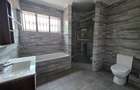4 Bed Townhouse with En Suite in Runda - 12