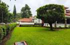 4 Bed House with En Suite at Rosslyn - 2