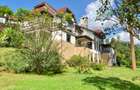 5 Bed Villa with En Suite in Kitisuru - 1