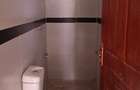 1 Bed House with En Suite in Lavington - 5