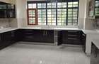 4 Bed Townhouse with En Suite in Kiambu Road - 11