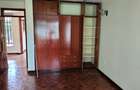 5 Bed Townhouse with En Suite in Lavington - 10