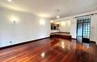 4 Bed Villa with En Suite in Spring Valley - 4