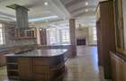6 Bed House with En Suite in Runda - 4