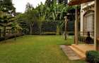 5 Bed House with Garden in Lavington - 2