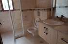 5 Bed House with En Suite at Kyuna - 20