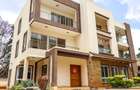 5 Bed Townhouse with En Suite at Lavington - 2