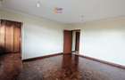 3 Bed Apartment with En Suite in Riverside - 9