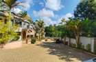 5 Bed Townhouse with En Suite in Westlands Area - 1