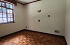 4 Bed Townhouse with En Suite at James Gichuru - 13