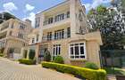 5 Bed Townhouse with En Suite at Lavington Green - 1