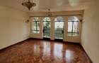 5 Bed Townhouse with En Suite at Riverside Drive - 3
