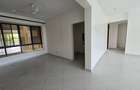 4 Bed Apartment with En Suite in Nyali Area - 19